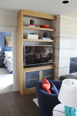 White Oak Media Built In
